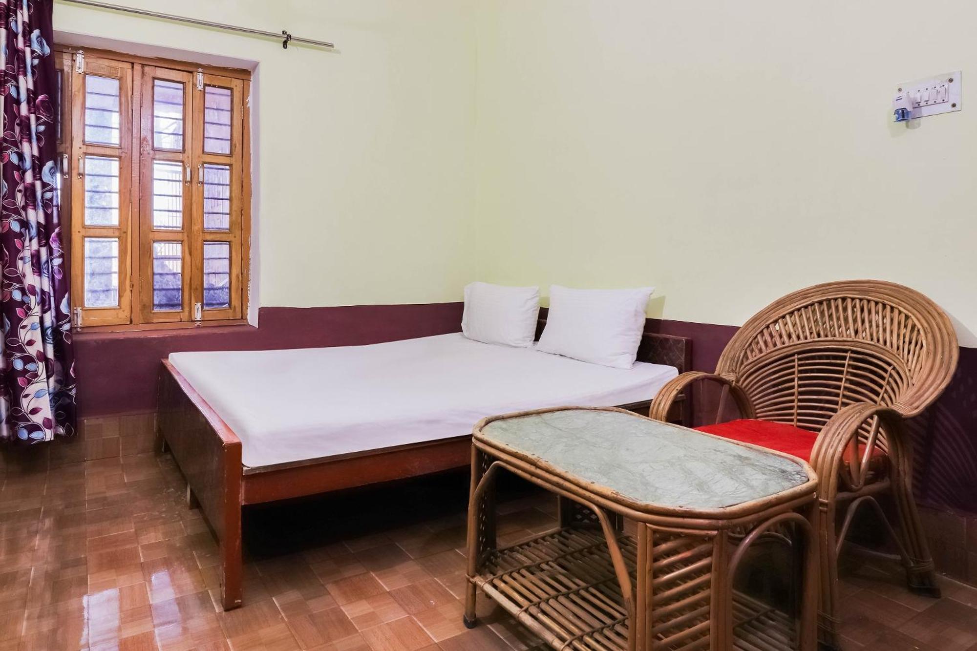 Hotel O Jyotish House Ayodhya Exterior photo